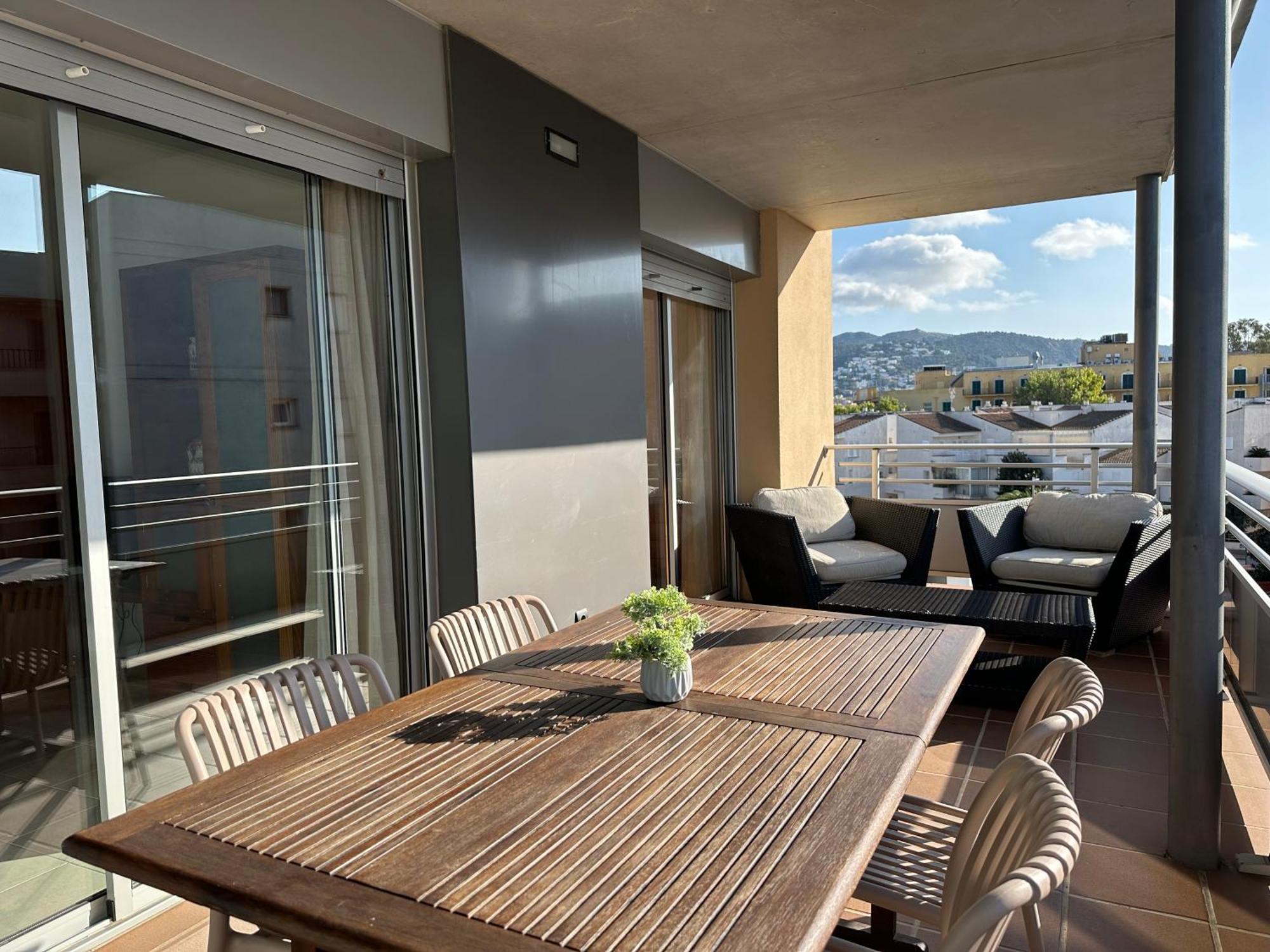 Agi Torre Quimeta Apartments Roses Exterior photo