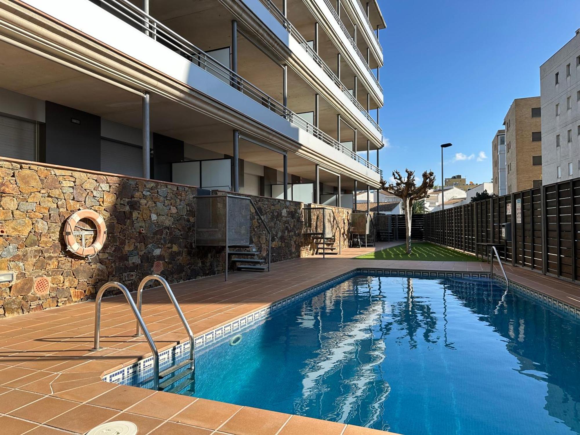 Agi Torre Quimeta Apartments Roses Exterior photo