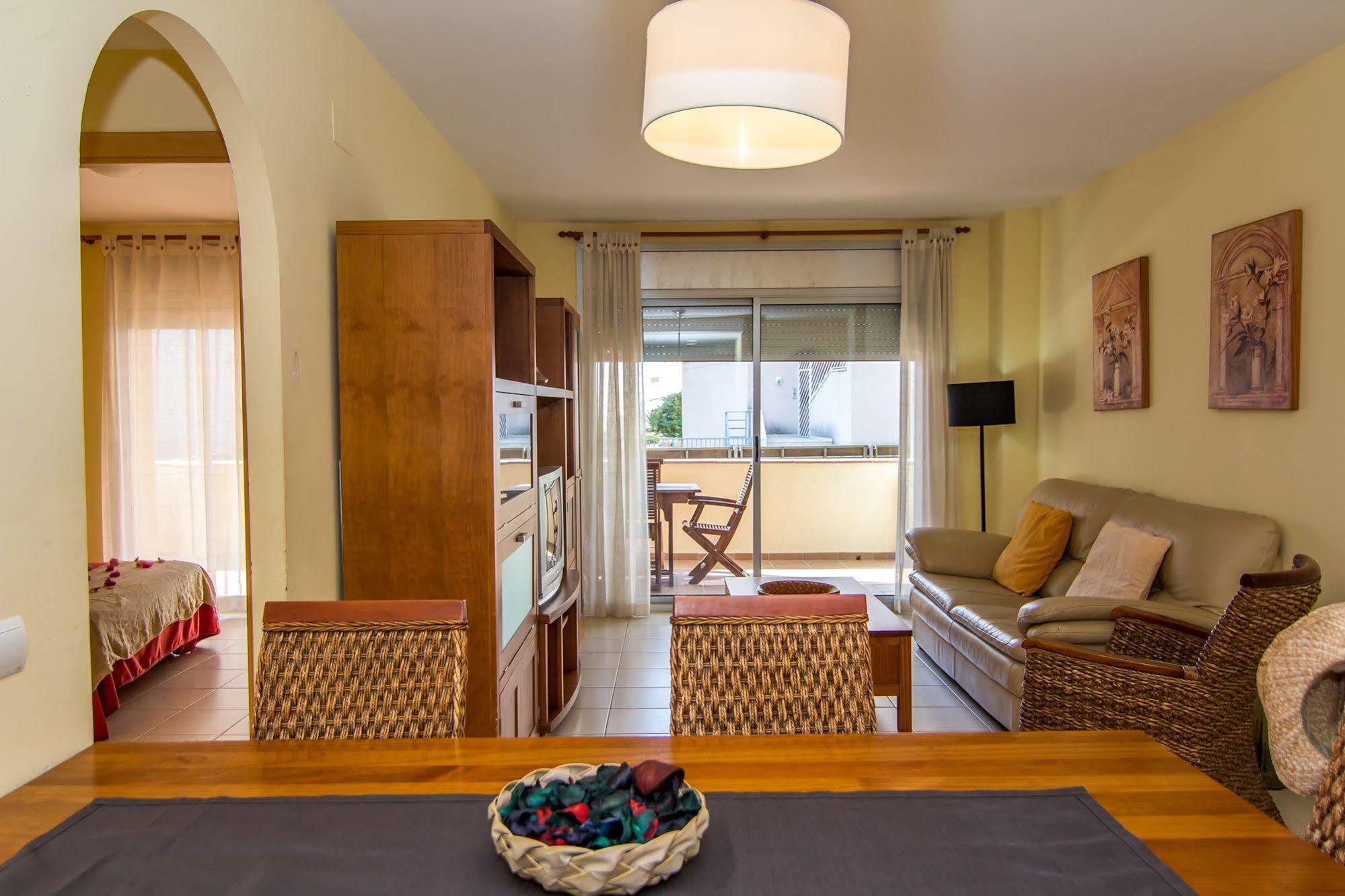 Agi Torre Quimeta Apartments Roses Exterior photo