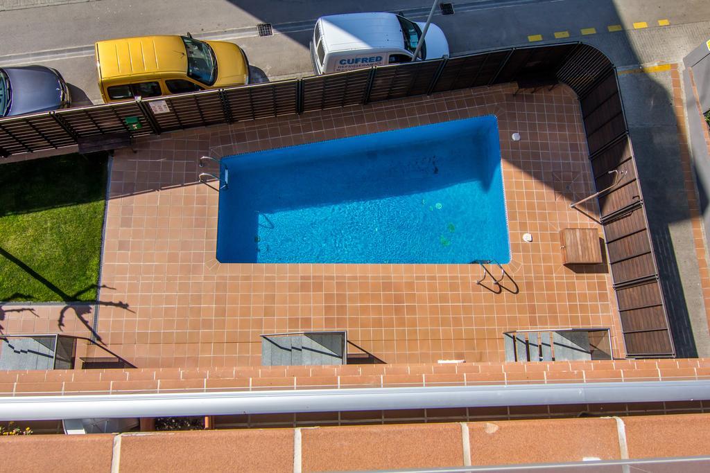 Agi Torre Quimeta Apartments Roses Exterior photo